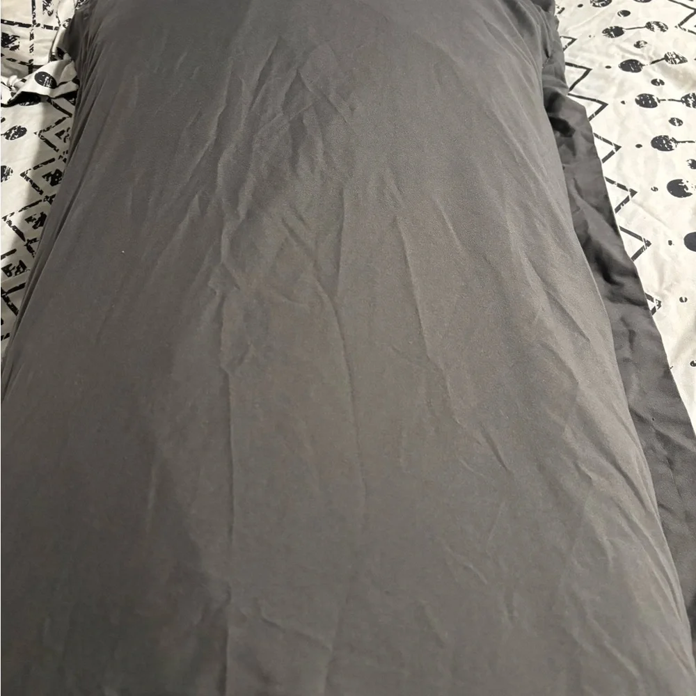 King Microfiber duvet cover and pillow shams
